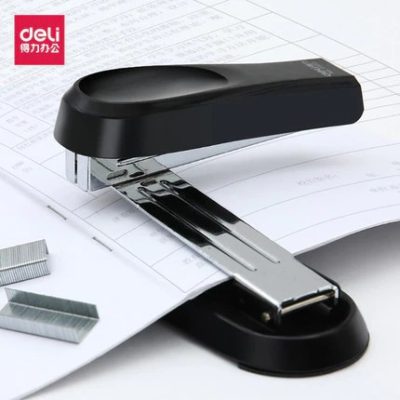 Dập ghim số 3 xoay chiều Deli 0414